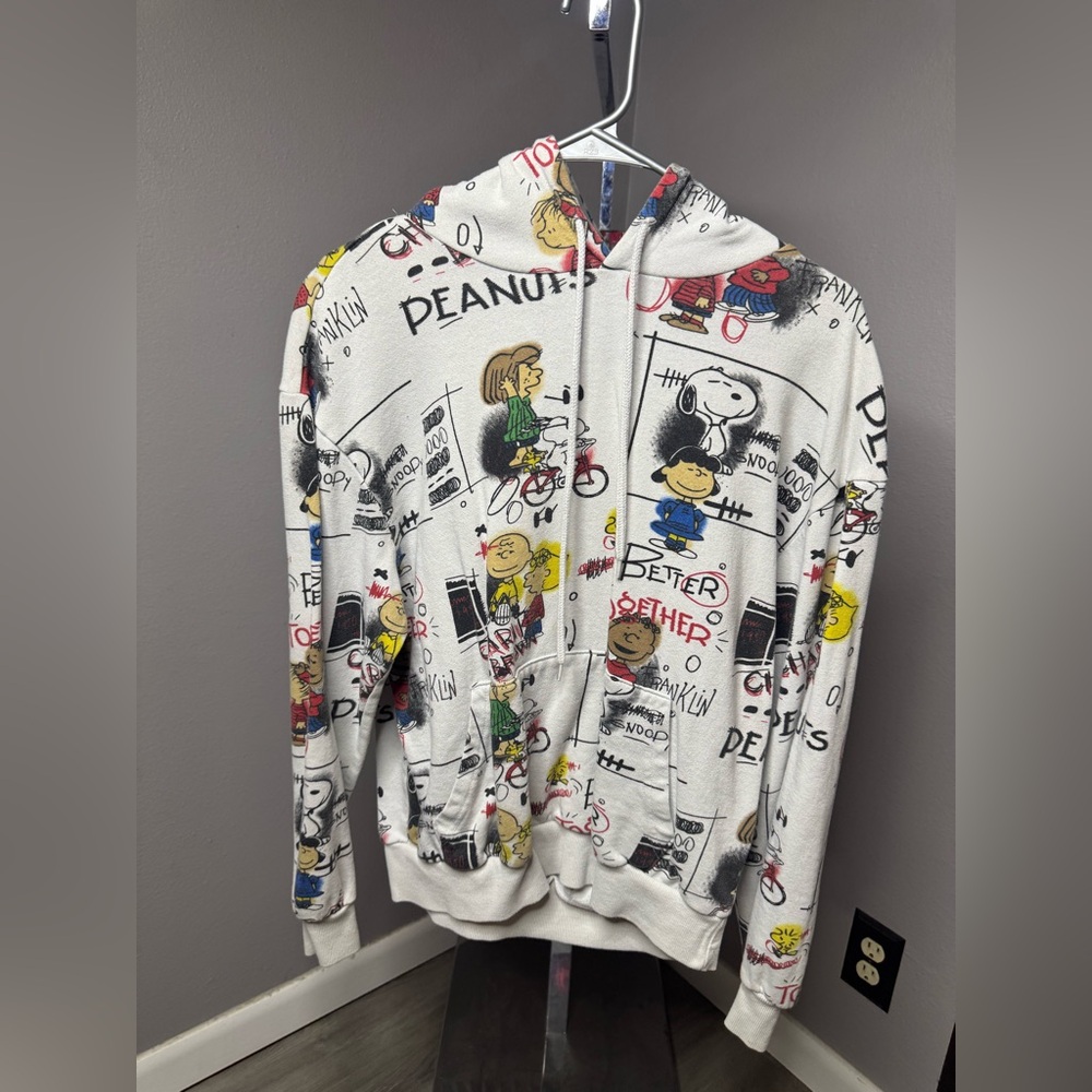 Peanuts White Graphic Zip-Up Hoodie with Multicolor Cartoon Print